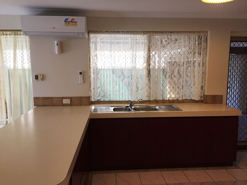 Midland 4x2 Brick and Tile House for Lease @ $750pw.