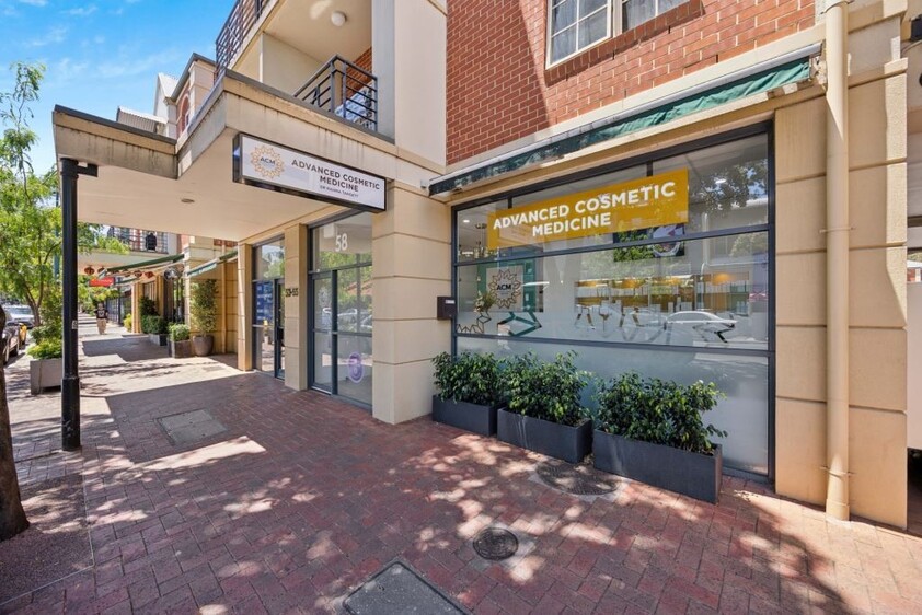 FOR SALE OR FOR LEASE Ideal for, Medical Clinic, Offices, Hairdressers, Etc..,
