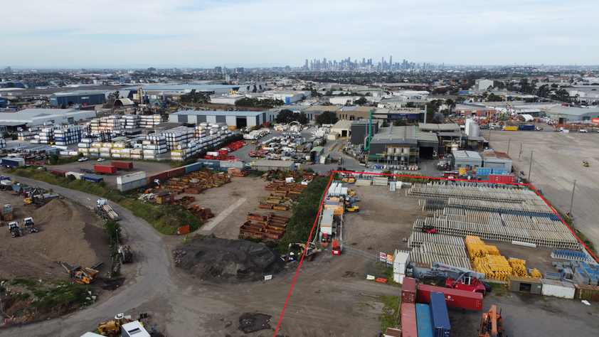 LARGE 10,000SQM HARDSTAND