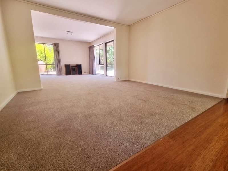 House for Rent in Curtin