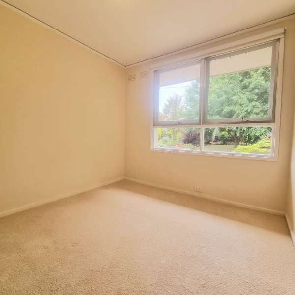 House for Rent in Curtin