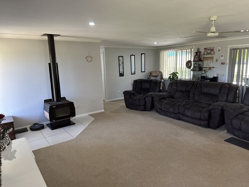 Idyllic Country Home on the edge of a charming friendly township, Close to Coffs Harbour.