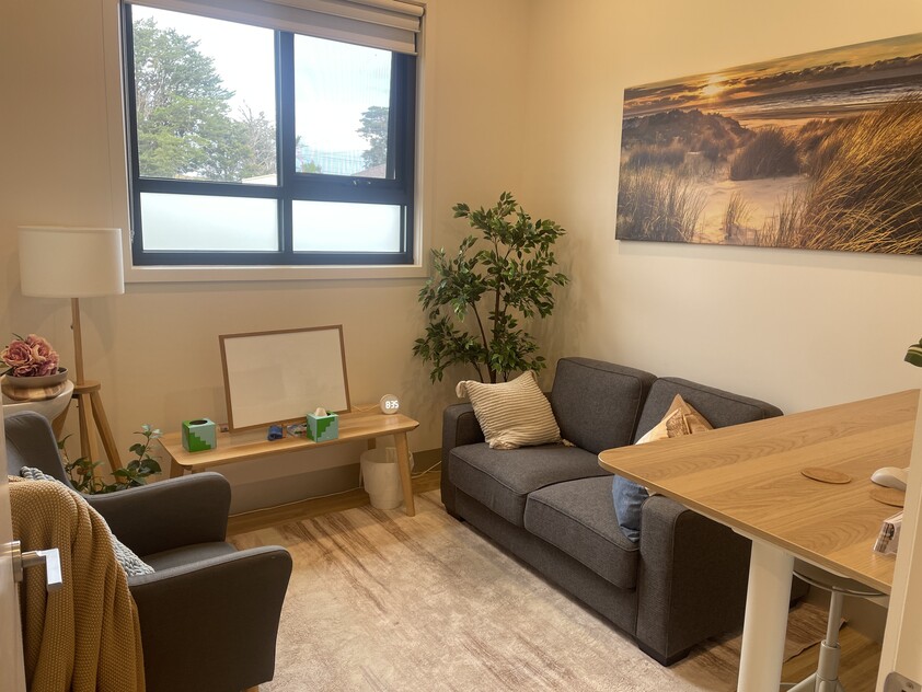 Aesthetic & Affordable Therapy Rooms Flexible Rentals, Fully Serviced - Narre Warren North