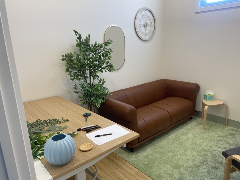 Aesthetic & Affordable Therapy Rooms Flexible Rentals, Fully Serviced - Narre Warren North