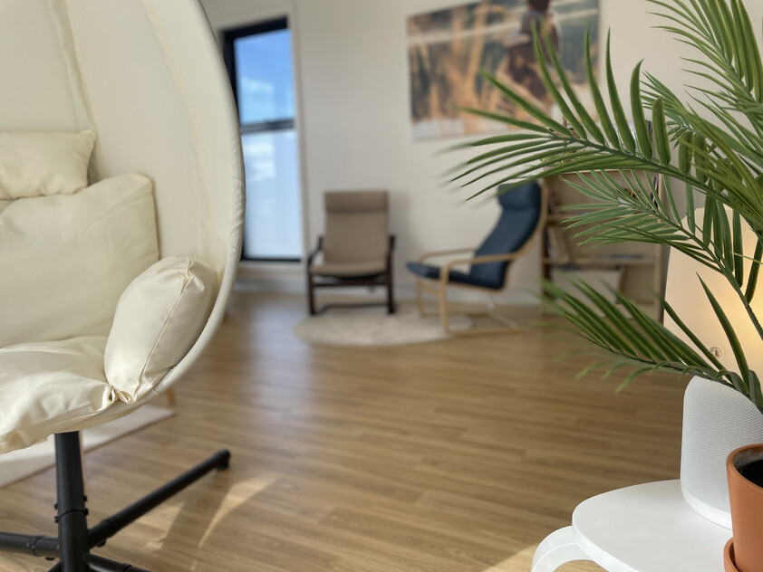 Aesthetic & Affordable Therapy Rooms Flexible Rentals, Fully Serviced - Narre Warren North