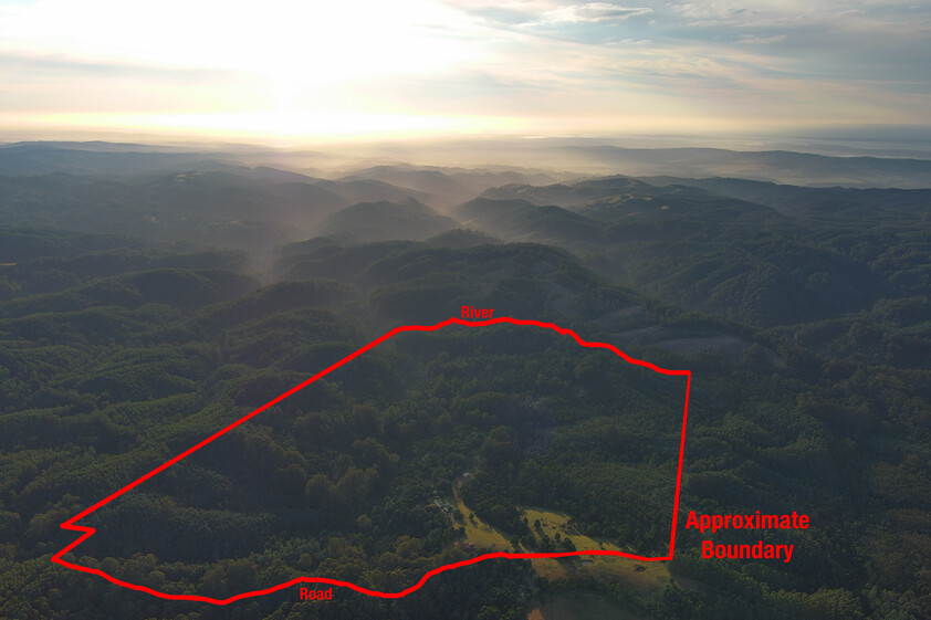 390 acres, House, Pasture, Plantation, Deer, Ferns, Waterfalls...