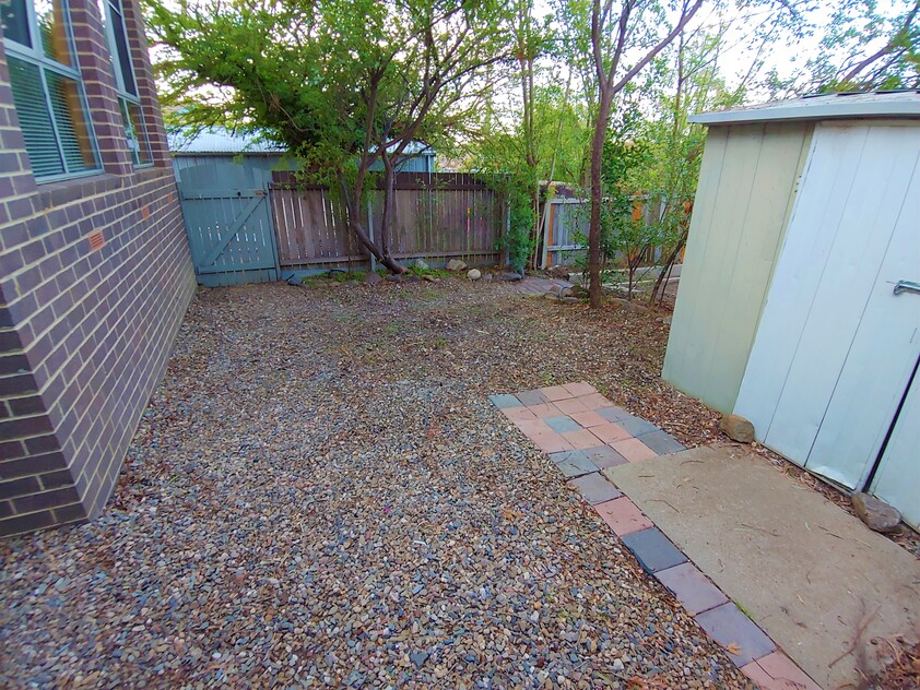 Private garden studio in Belconnen