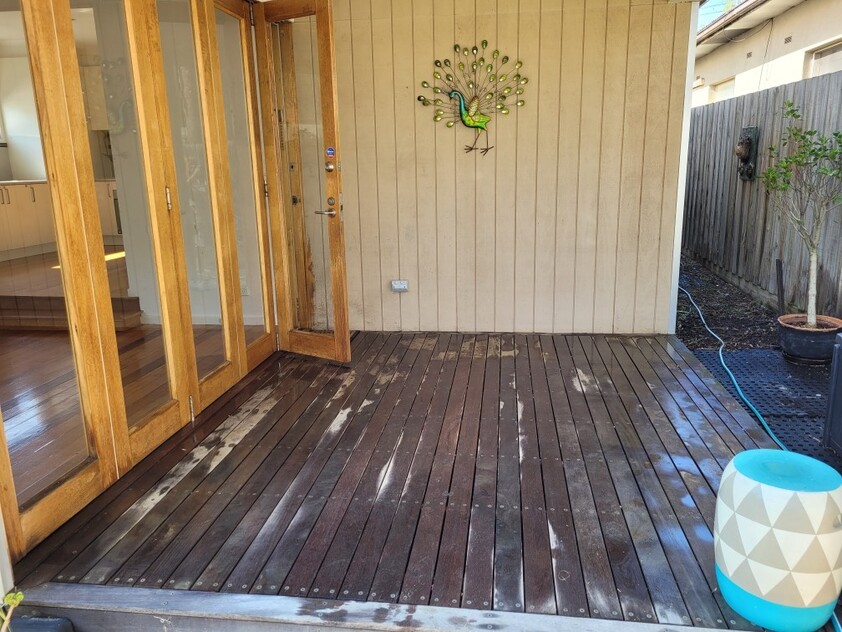 Beachside Bliss Freshly Painted Gem with Alfresco Living