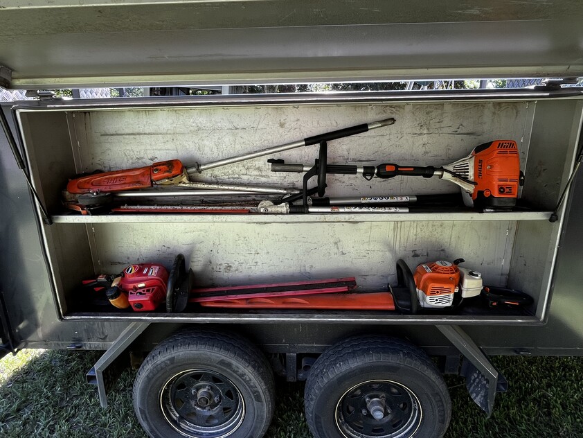 Thriving Lawn Care & Maintenance Business Walk-In Walk-Out Opportunity