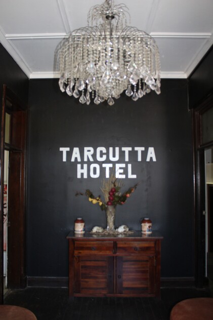 For Lease: Tarcutta hotel, prime location on the bustling Hume Highway