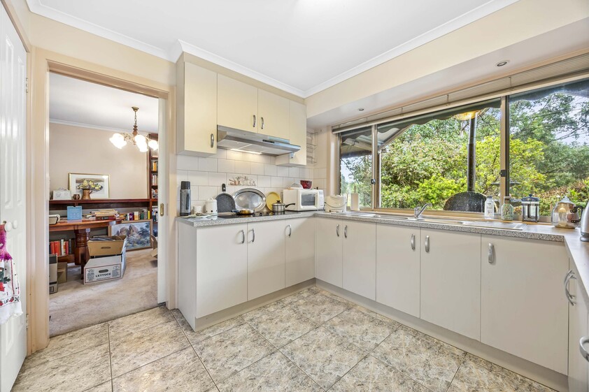 Modern Country Living with Accessibility and Space