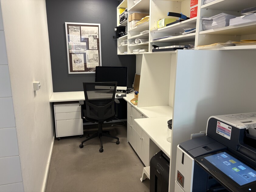 Light-Filled, Modern Office in Prime Palm Beach Location