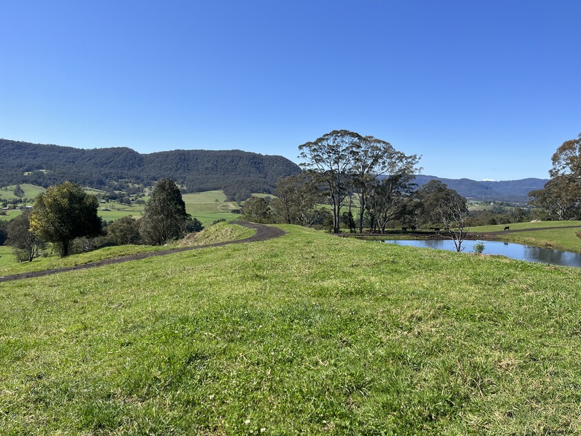 Large Land Holding Kangaroo valley 1.5 Hrs south of Sydney