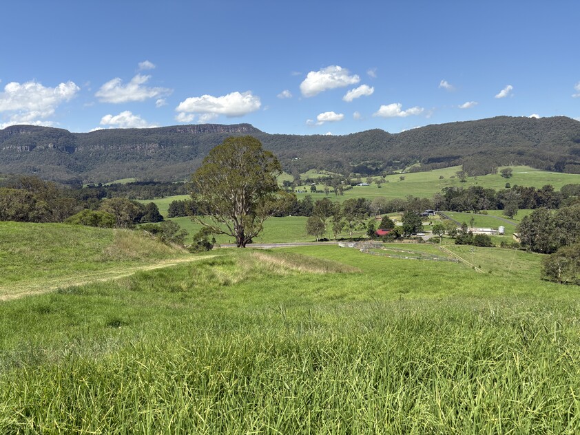 Large Land Holding Kangaroo valley 1.5 Hrs south of Sydney