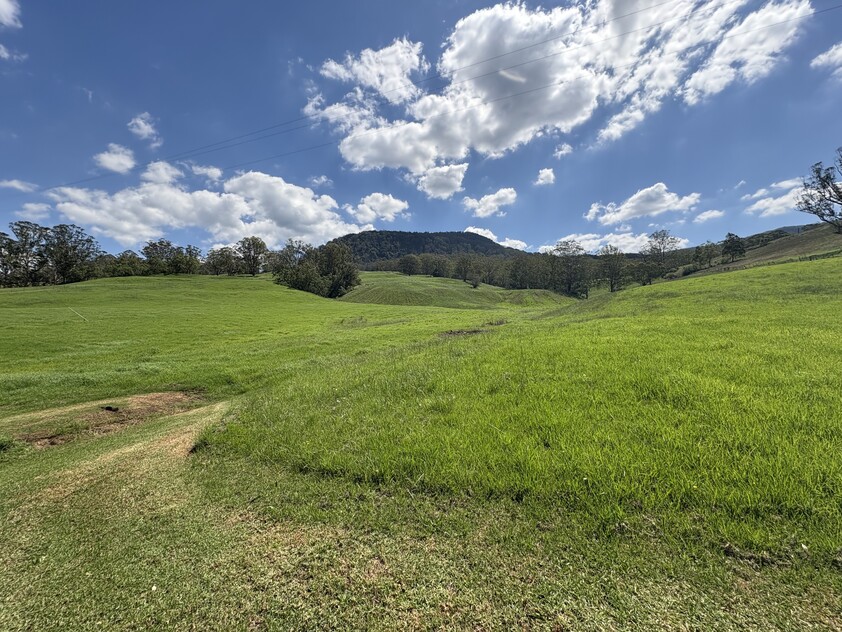 Large Land Holding Kangaroo valley 1.5 Hrs south of Sydney