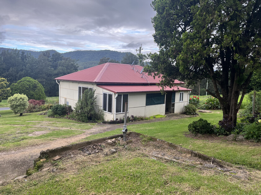Large Land Holding Kangaroo valley 1.5 Hrs south of Sydney