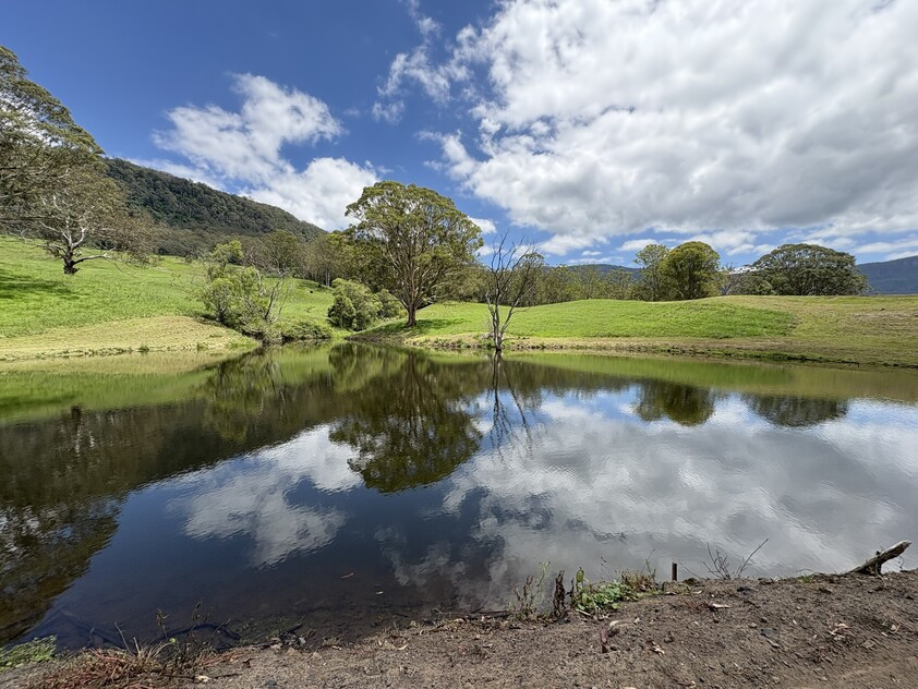 Large Land Holding Kangaroo valley 1.5 Hrs south of Sydney