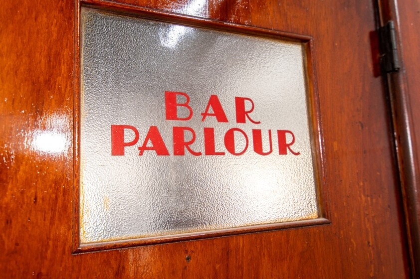 Affordable Worker Accommodation Private Room in Historic Hotel | All Bills Included