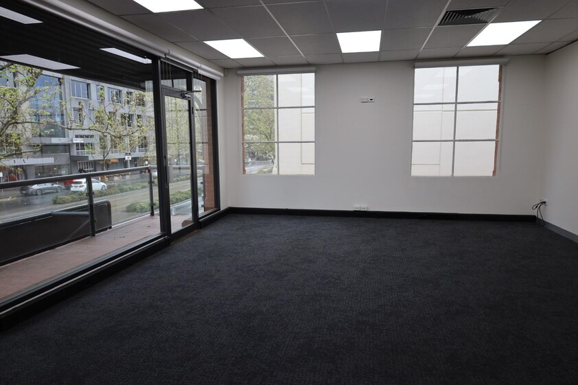 FABULOUS BOUTIQUE OFFICES ON KING WILLIAM STREET (LEGAL PRECINCT)
