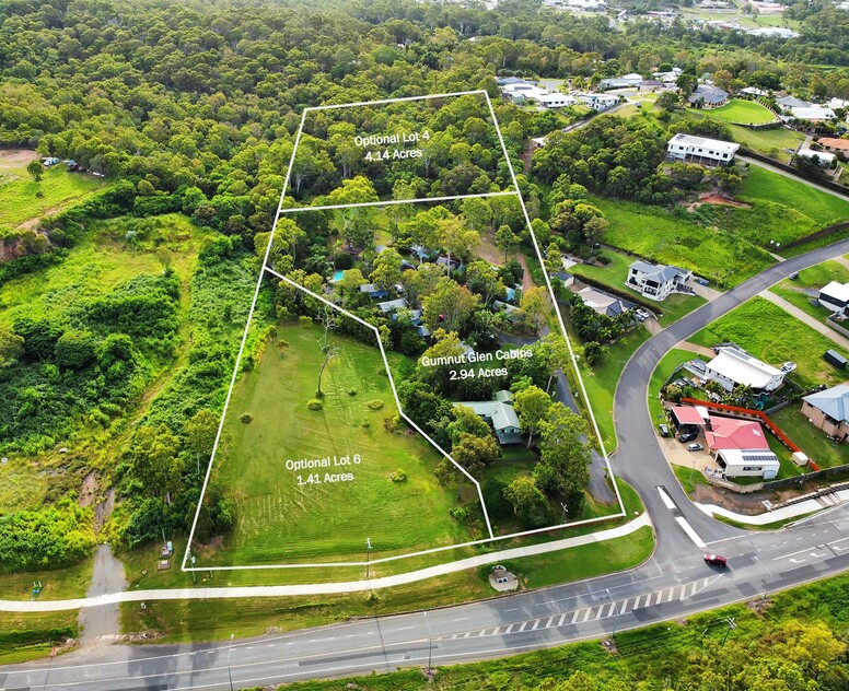 Award-Winning Accommodation with Freehold (2.94 Acres) in Prime Location