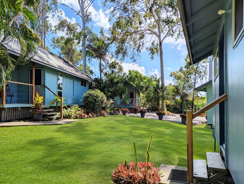 Award-Winning Accommodation with Freehold (2.94 Acres) in Prime Location