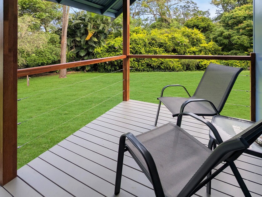 Award-Winning Accommodation with Freehold (2.94 Acres) in Prime Location