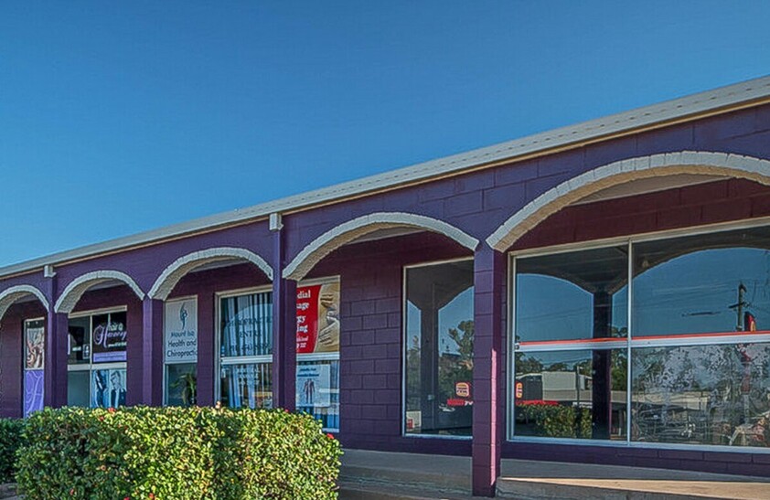 FOR LEASE - OFFICE /RETAIL 52 m2 - $340 pw + GST ( Includes Outgoings)