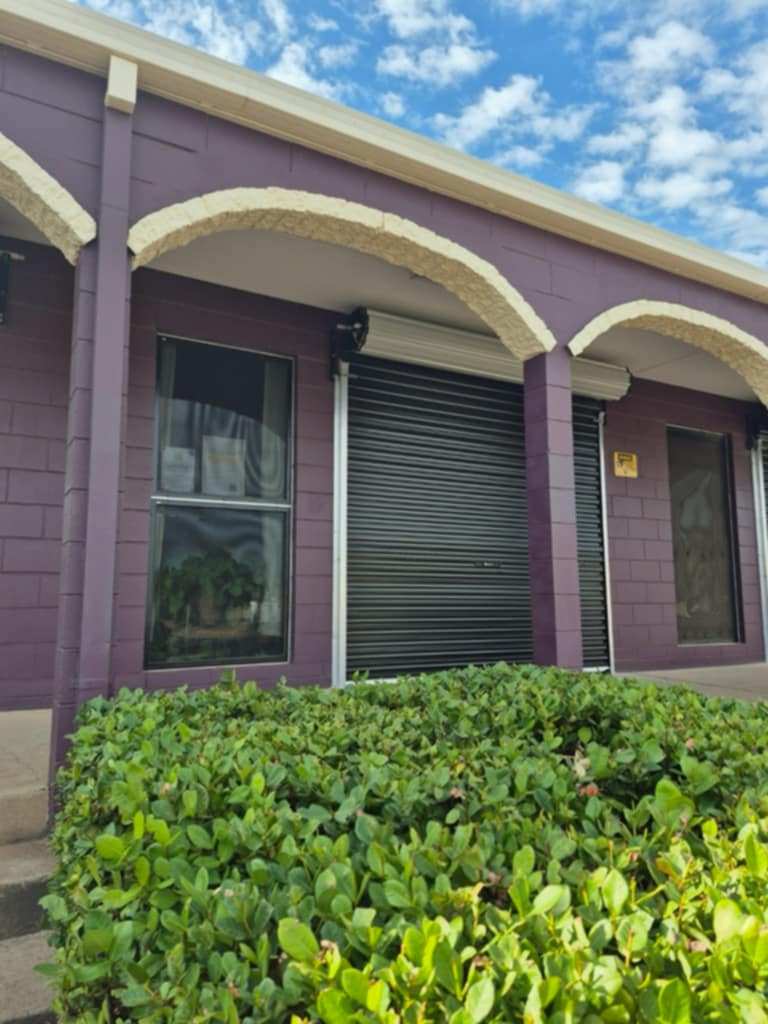 FOR LEASE - OFFICE /RETAIL 52 m2 - $340 pw + GST ( Includes Outgoings)