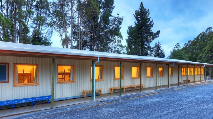 GOWRIE PARK WILDERNESS VILLAGE - SELLING FREEHOLD