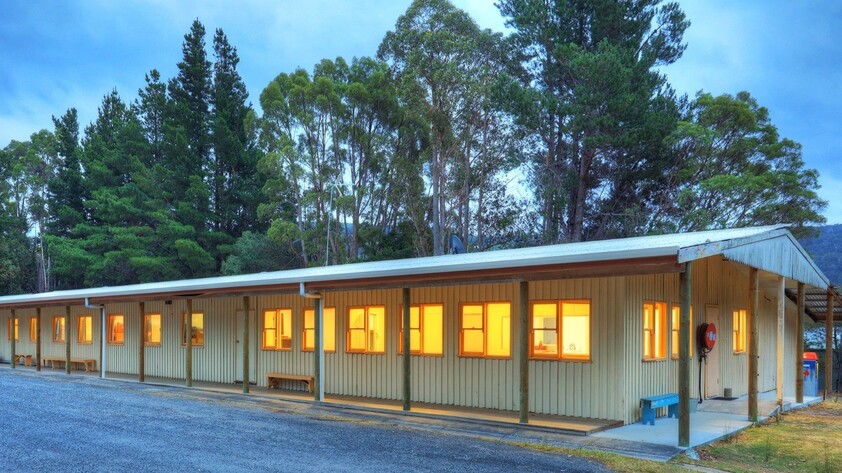 GOWRIE PARK WILDERNESS VILLAGE - SELLING FREEHOLD