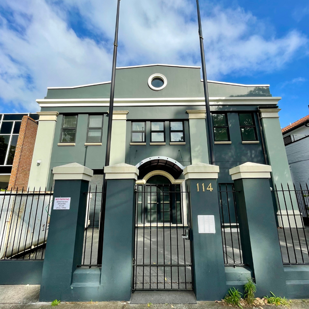 Versatile Freestanding Commercial Building - 1 x 1000sqm or 2 x 500sqm