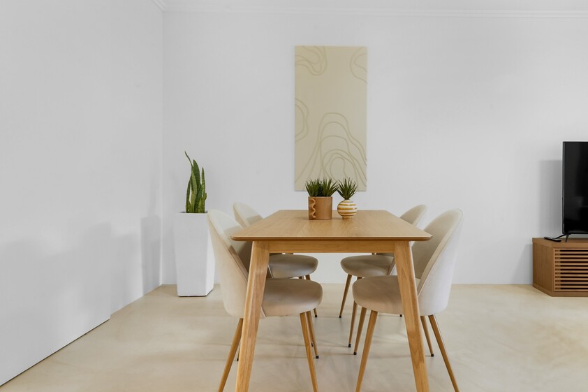 Short term - fully furnished apartment in the Zone