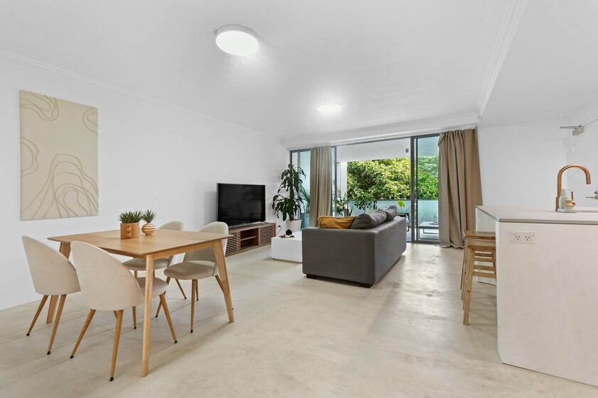 Short term - fully furnished apartment in the Zone