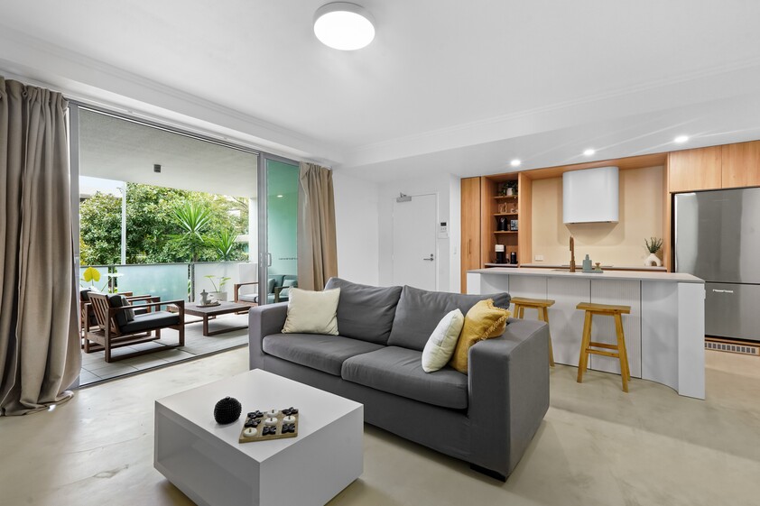 Short term - fully furnished apartment in the Zone