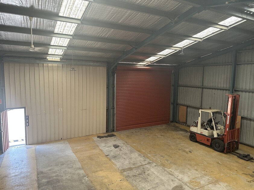 Standalone Factory/Warehouse with Yard in Prime Dunheved Business Park Location
