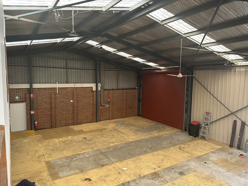 Standalone Factory/Warehouse with Yard in Prime Dunheved Business Park Location