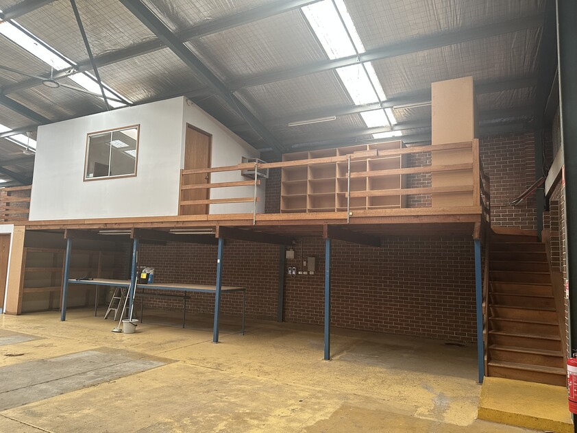 Standalone Factory/Warehouse with Yard in Prime Dunheved Business Park Location