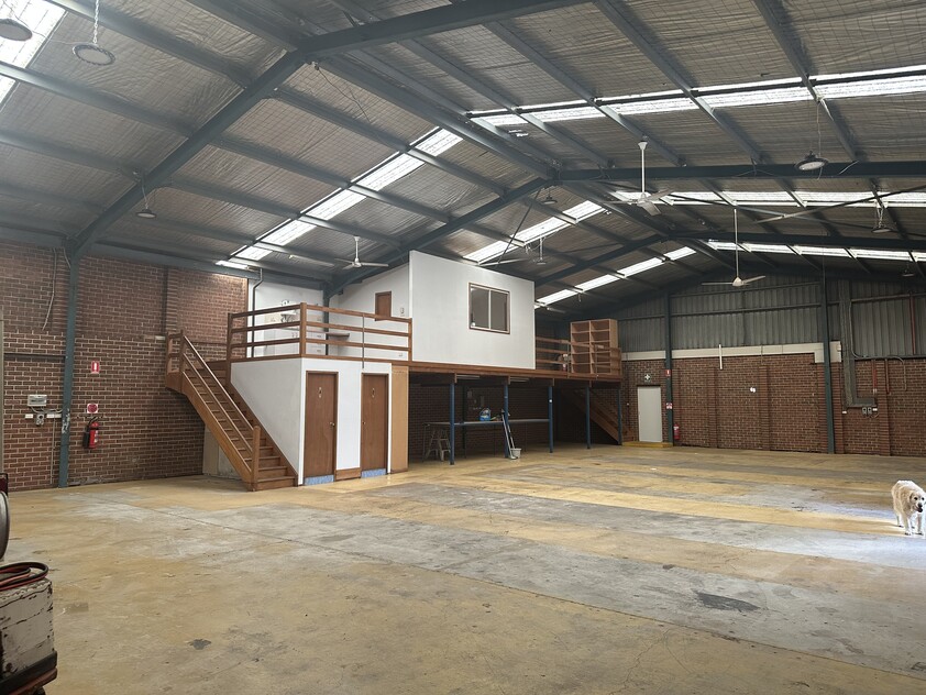 Standalone Factory/Warehouse with Yard in Prime Dunheved Business Park Location