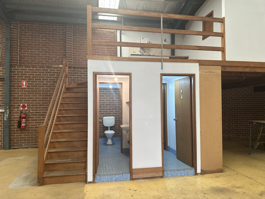 Standalone Factory/Warehouse with Yard in Prime Dunheved Business Park Location