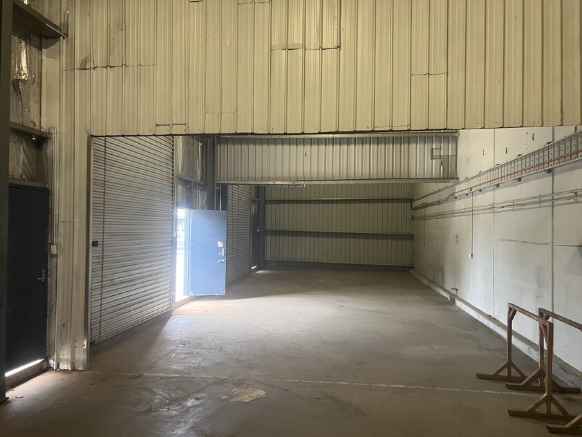 Self storage , warehousing