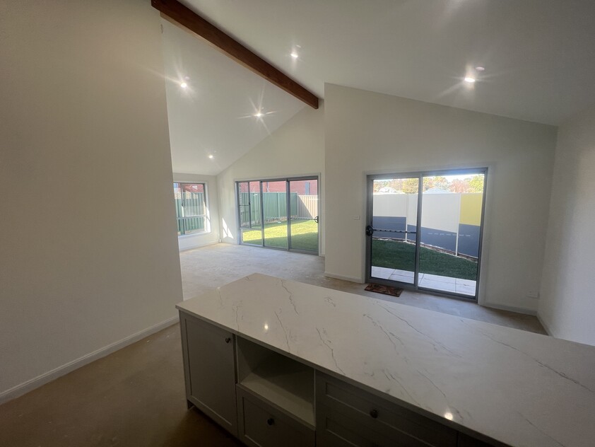 Villa 2 @ 99 Bathurst Road "Kinross Mews"