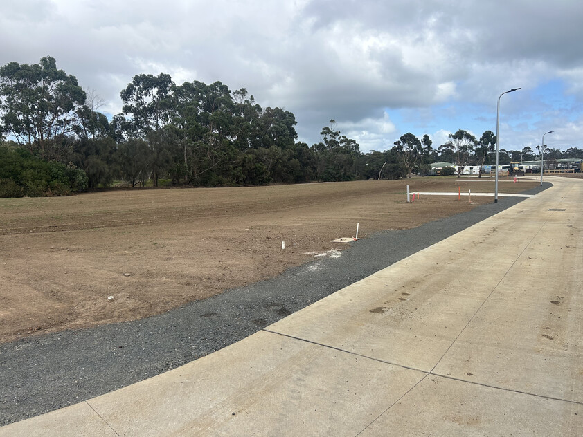 MULTIPLE BLOCKS RANGING FROM 2188m2 - 2989m2
