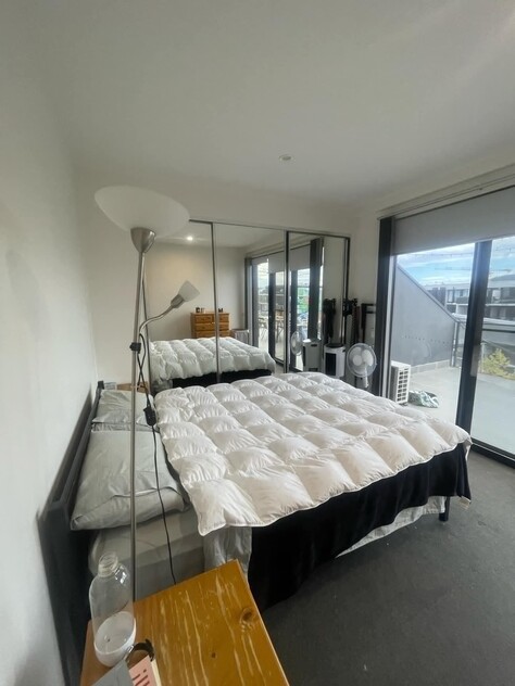 Executive Top Floor Apartment in the Heart of Braddon
