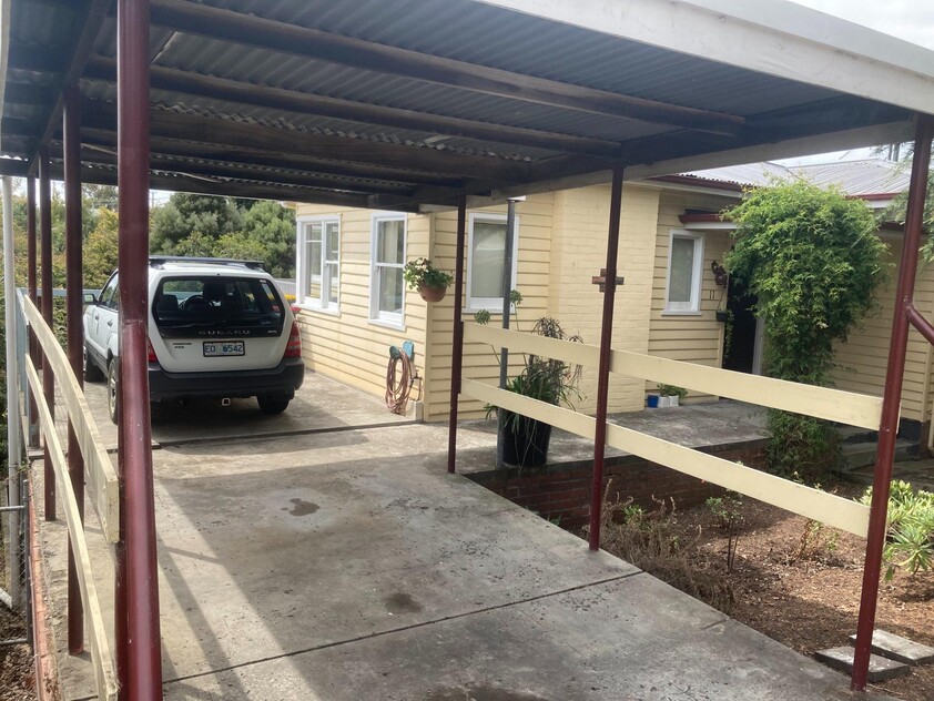 Two-Bedroom Home in Prime Mount Stuart Location