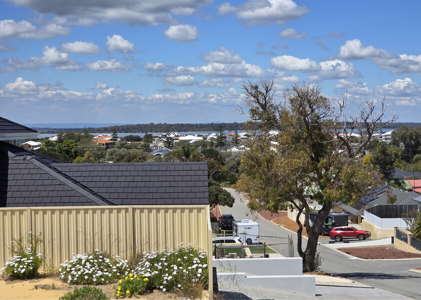 Live the Dream in Wonderful Wannanup - Vacant Land For Sale - 19.5m Frontage with 533m2 of Levelled Land