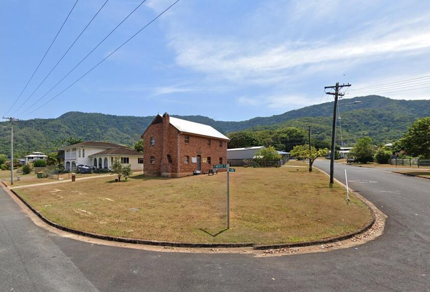 Fairytale Charm Meets Development Potential