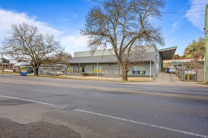 FOR SALE PRIME COMMERCIAL DEVELOPMENT OPPORTUNITY - GENEROUS VENDOR TERMS AVAILABLE