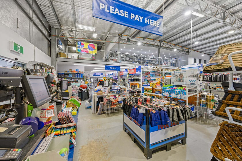 FOR SALE PRIME COMMERCIAL DEVELOPMENT OPPORTUNITY - GENEROUS VENDOR TERMS AVAILABLE