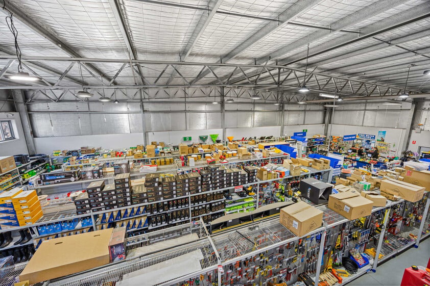 FOR SALE PRIME COMMERCIAL DEVELOPMENT OPPORTUNITY - GENEROUS VENDOR TERMS AVAILABLE