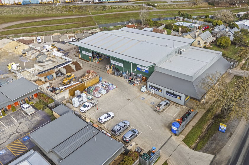FOR SALE PRIME COMMERCIAL DEVELOPMENT OPPORTUNITY - GENEROUS VENDOR TERMS AVAILABLE